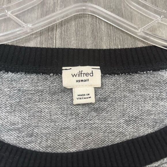 ARITZIA Wilfred High Low Crewneck Sweater Gray Black Color Block Trim XS Casual - Picture 7 of 13